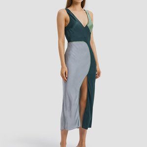 Lattelier Contemporary Deep V-Neck Silk Tank Dress, size M